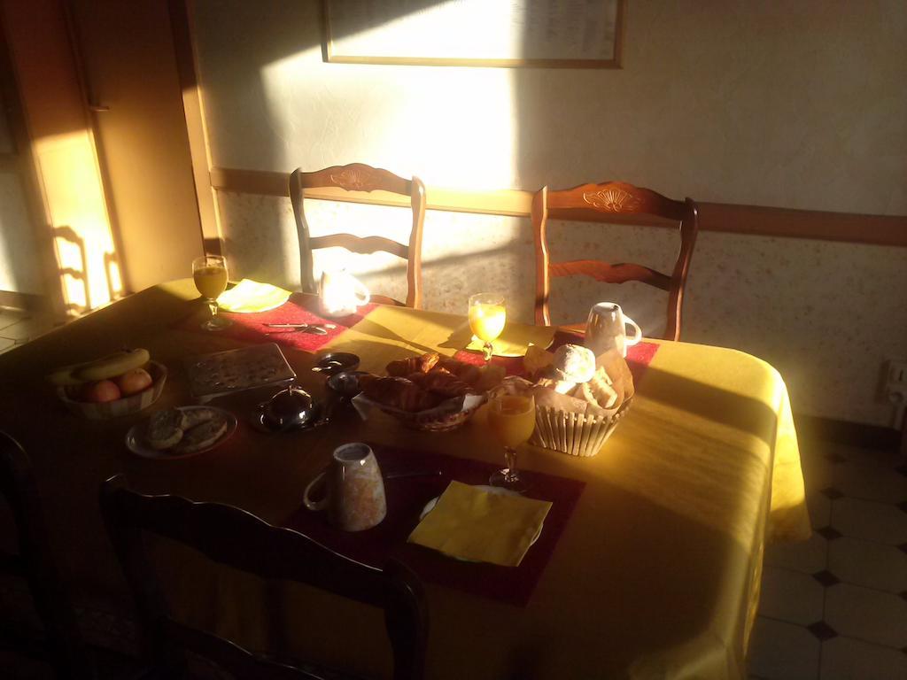 Bed and Breakfast L'Orme-Vial Saint-Galmier Exterior foto