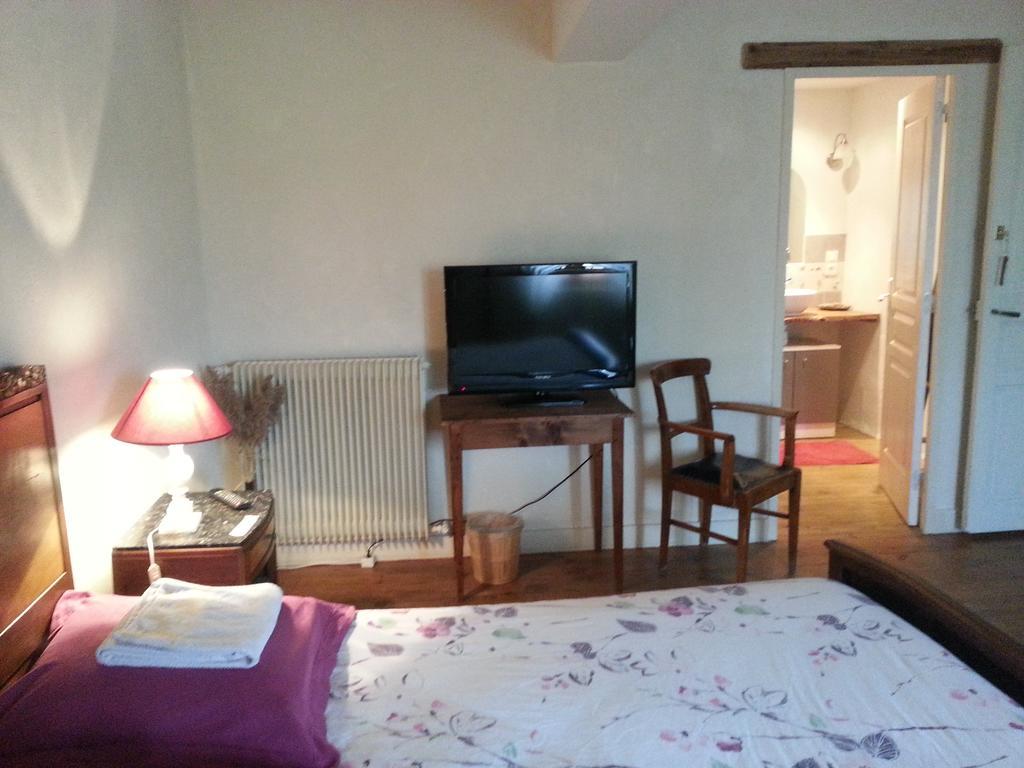 Bed and Breakfast L'Orme-Vial Saint-Galmier Exterior foto